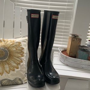 Black Hunter Gloss Rain Boots